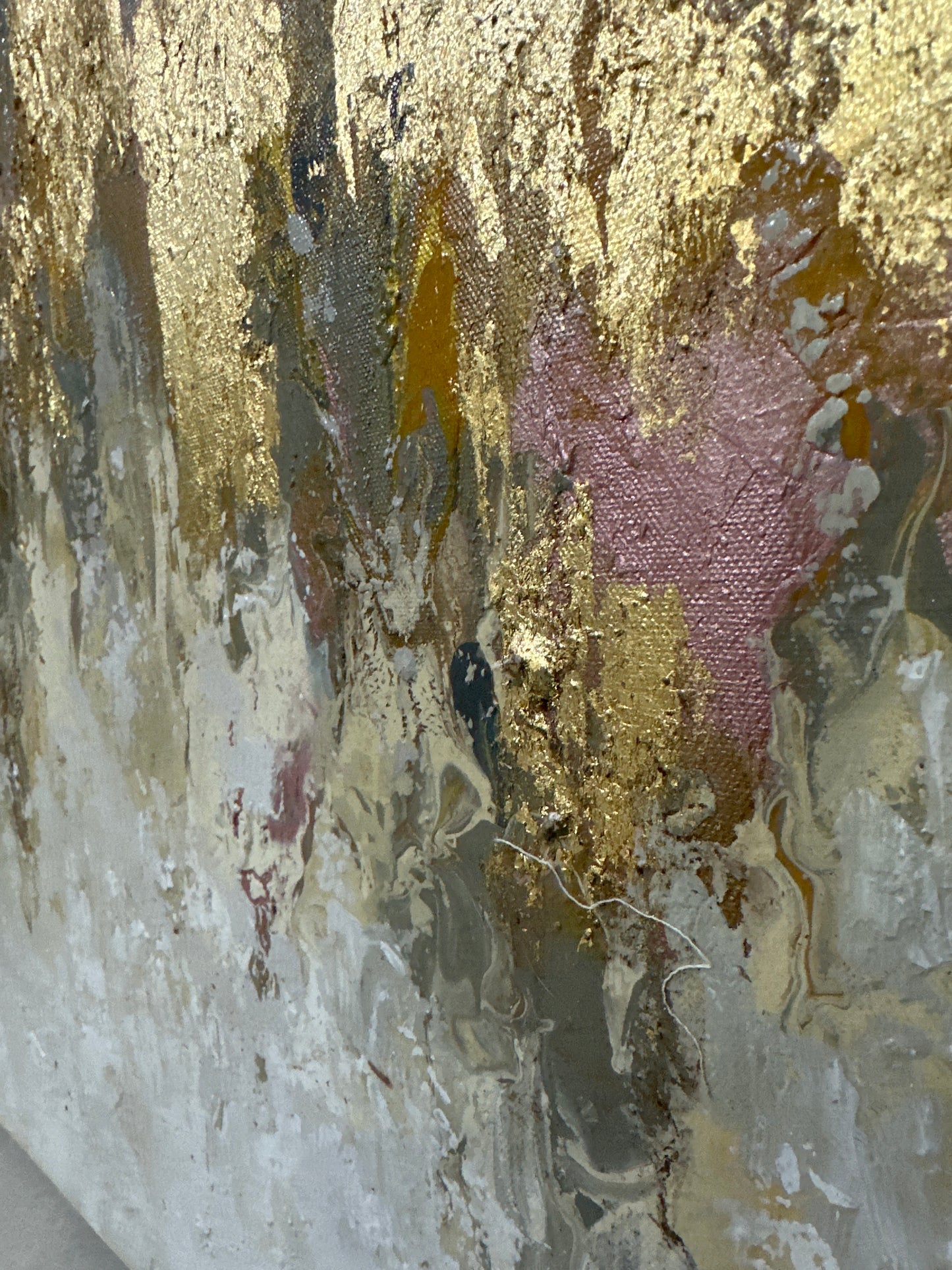 Obra Abstracta en laminilla dorada (80x170cm)