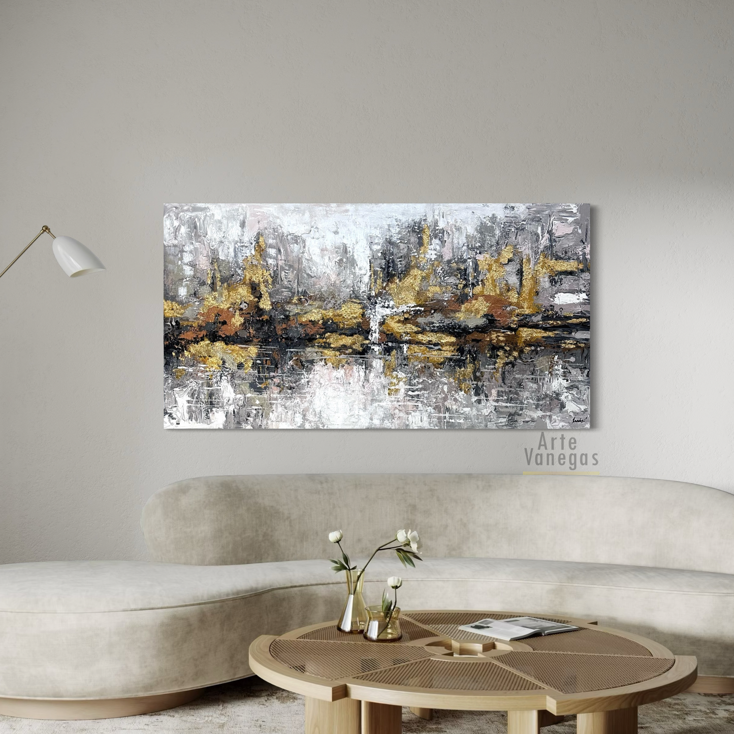 Ciudad abstracta en tonos grises con laminilla dorada (98x 182cm)