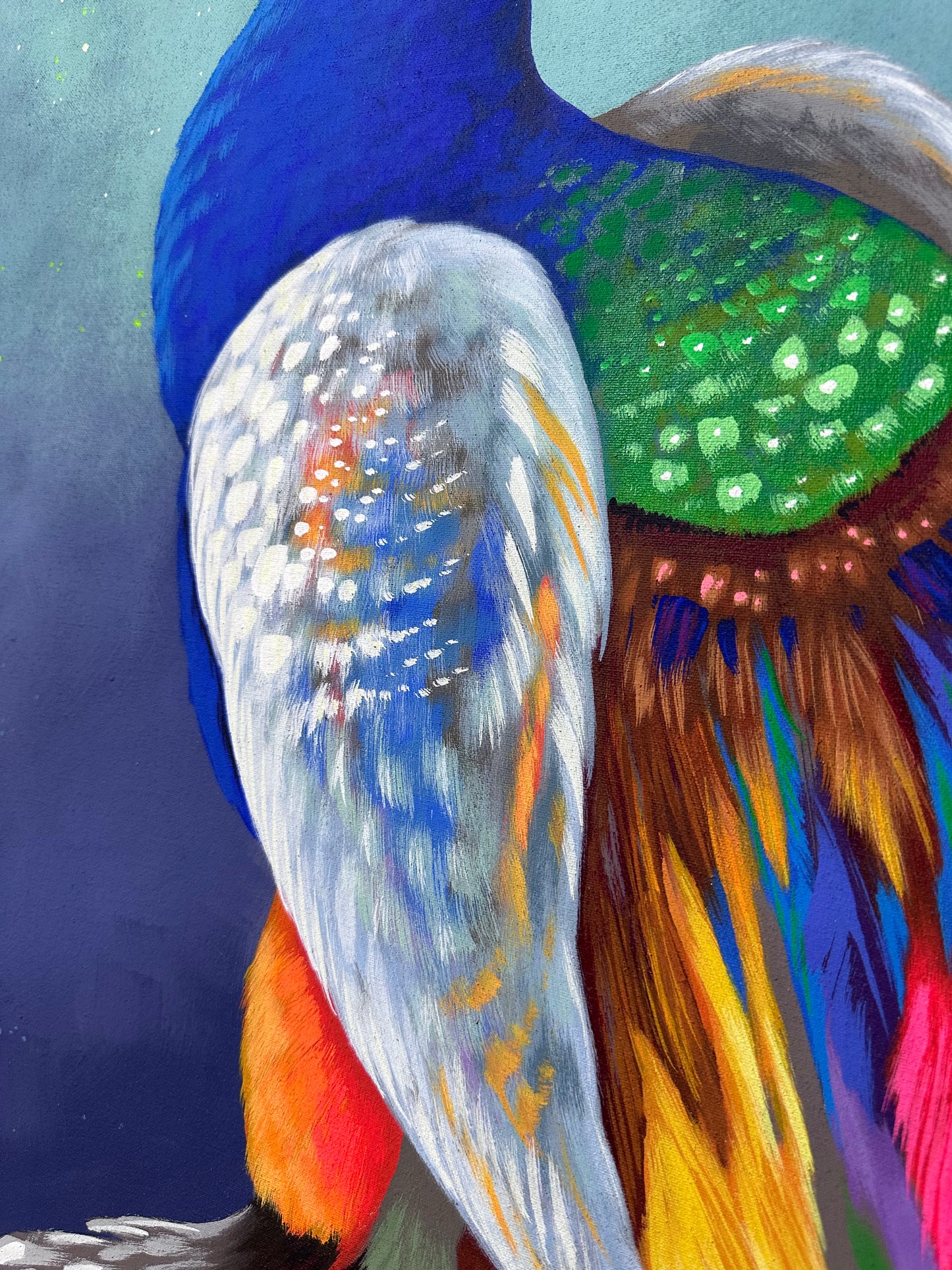 Pintura pavo real en formato vertical (54"x 23")